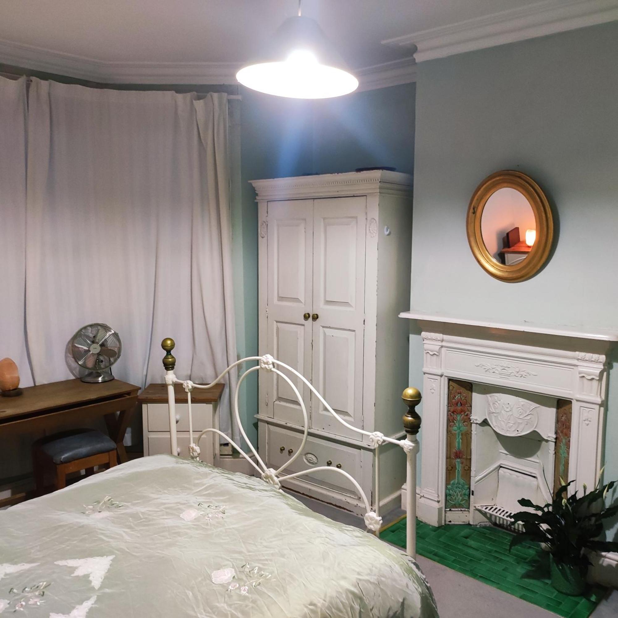 Cosy London Double Room Near Wimbledon Exteriör bild